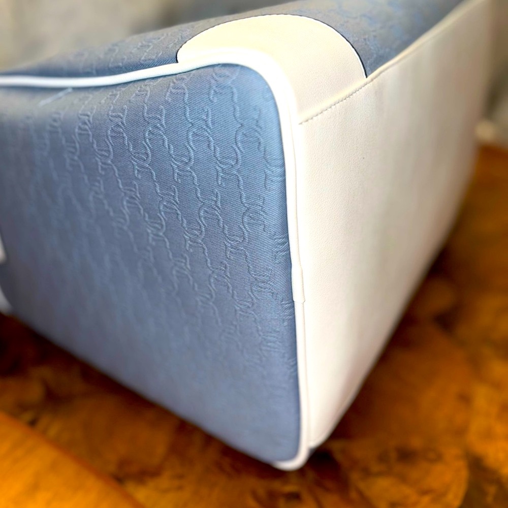 💎RARE💎Juicy Couture Duffle Bag NWT – Blue Monogram & Rhinestone Logo - Picture 6 of 10